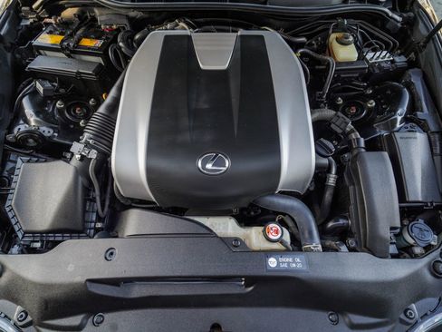 Used 2018 Lexus IS 300 AWD w/ Comfort Package image 33