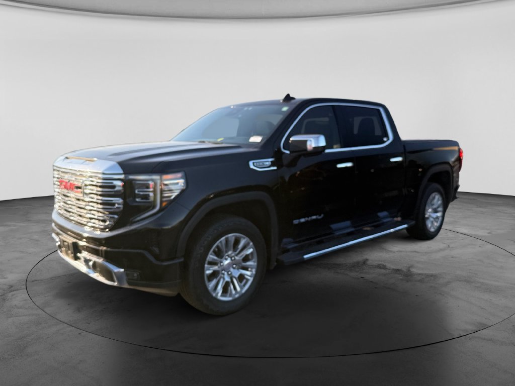 Used 2023 GMC Sierra 1500 Denali w/ Technology Package AWD/4WD image 5
