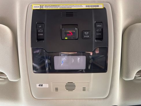 Used 2025 Lexus ES 350 w/ Premium Package image 29