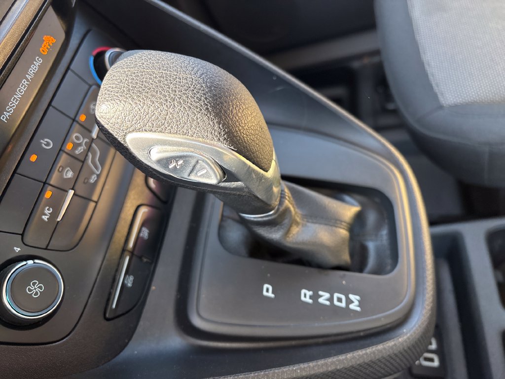 Used 2020 Ford Transit Connect XL FWD image 26