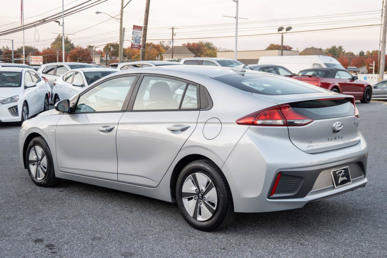Used 2020 Hyundai Ioniq Blue FWD image 8