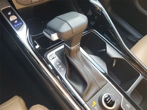 New 2026 Kia Sorento SX Prestige w/ Olive Brown Leather Package image 38