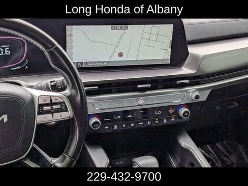 Used 2023 Kia Telluride LX AWD/4WD image 21