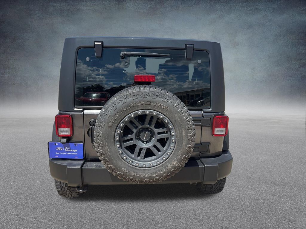 Used 2017 Jeep Wrangler Unlimited Sport AWD/4WD image 4