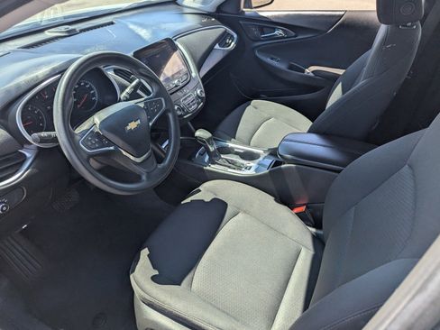 Used 2024 Chevrolet Malibu LT image 9