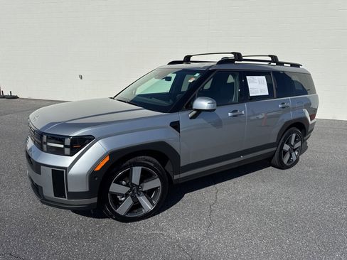 Used 2025 Hyundai Santa Fe Limited image 1