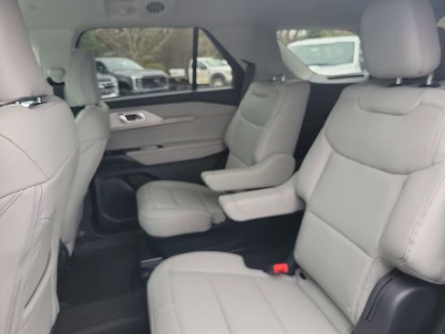 New 2026 Ford Explorer Active w/ Active Comfort Package image 29