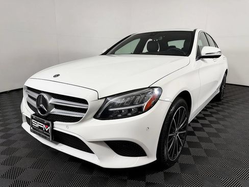Used 2020 Mercedes-Benz C 300 4MATIC Sedan image 3