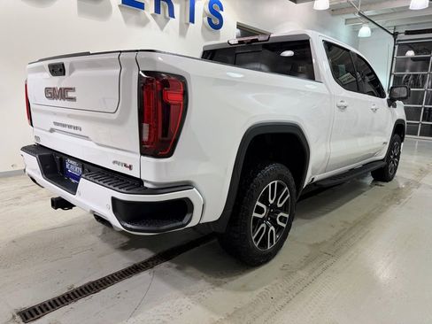 Used 2024 GMC Sierra 1500 AT4 w/ Technology Package image 3