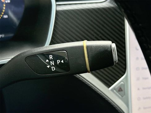 Used 2017 Tesla Model X 75D image 27