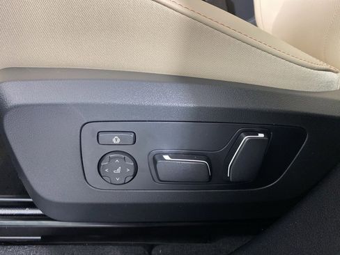 New 2026 BMW X3 xDrive30 w/ Premium Package image 9