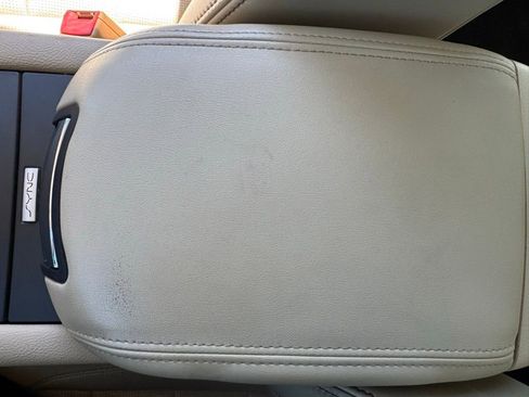 Used 2015 Ford Taurus Limited FWD image 18