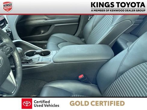 Used 2024 Toyota Camry SE w/ Cold Weather Package image 11