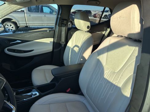 Used 2024 Buick Encore GX Avenir w/ Avenir Convenience Package image 10