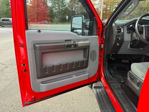 Used 2016 Ford F250 XLT w/ XLT Value Package image 26