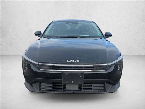Used 2025 Kia K4 FWD image 2