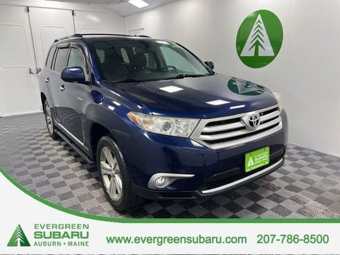 Used 2013 Toyota Highlander Limited image 1