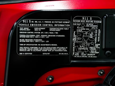 Used 2006 Porsche 911 Carrera S image 40