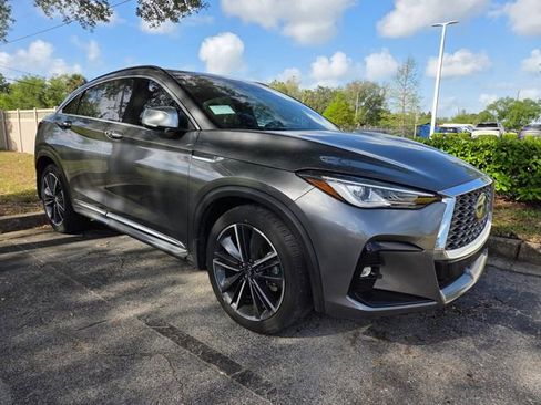 Certified 2025 INFINITI QX55 Luxe w/ Accent Package image 3