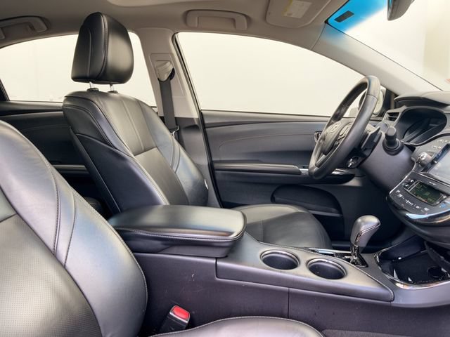 Used 2018 Toyota Avalon Limited FWD image 30