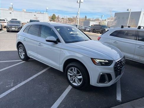 Used 2022 Audi Q5 2.0T Premium image 2