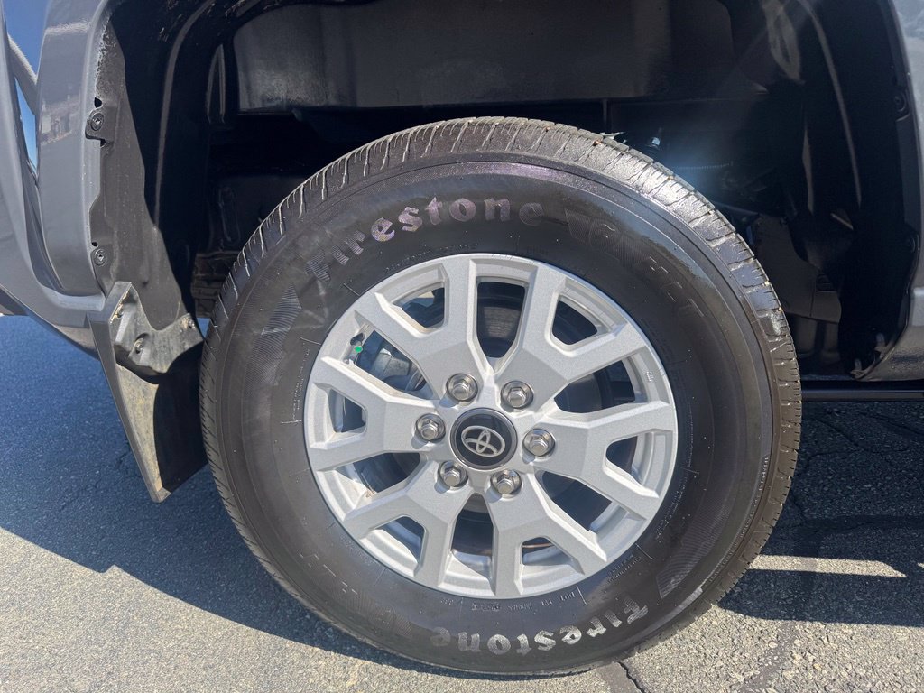 Used 2024 Toyota Tacoma SR5 RWD image 8