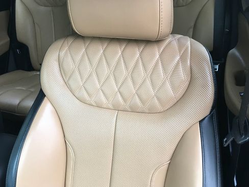 Used 2022 Hyundai Santa Fe Calligraphy AWD/4WD image 22