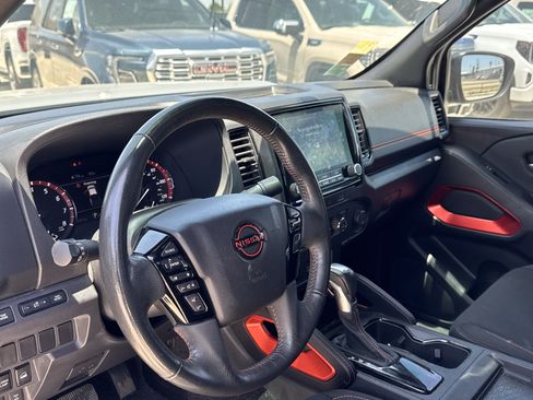 Used 2023 Nissan Frontier PRO-4X w/ Tow Package AWD/4WD image 5
