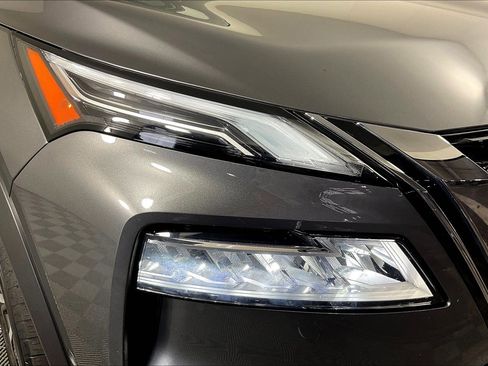 Used 2021 Nissan Rogue Platinum AWD/4WD image 31