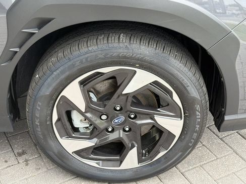 Certified 2025 Subaru Crosstrek 2.5i Limited w/ Popular Package #3A AWD/4WD image 8