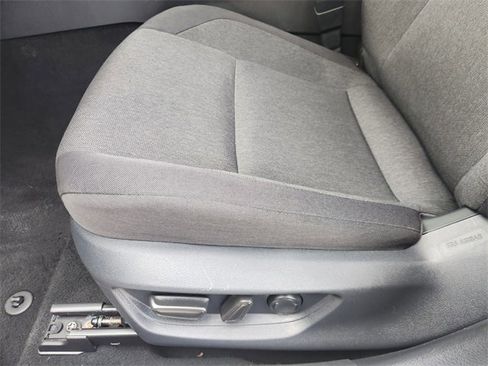 Used 2026 Toyota Camry LE w/ Convenience Package FWD image 27