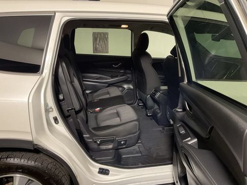 Used 2023 Subaru Ascent Premium w/ Convenience Package AWD/4WD image 35