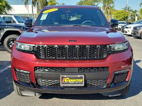 Certified 2024 Jeep Grand Cherokee L Limited w/ Black Appearance Package image 25