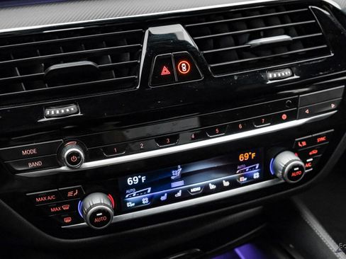 Used 2020 BMW M5 Competition Rare Factory Color w/ Executive Package image 85