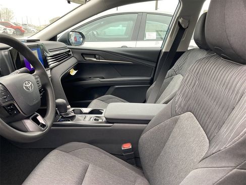 New 2026 Toyota Camry LE image 10