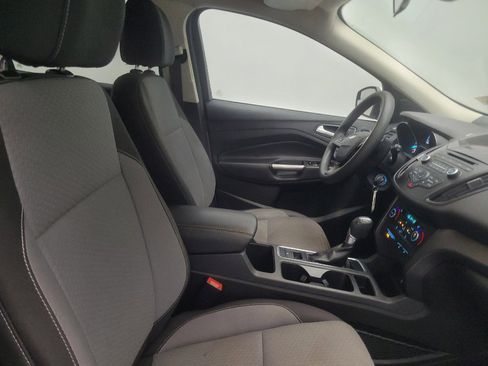 Used 2017 Ford Escape SE FWD image 21