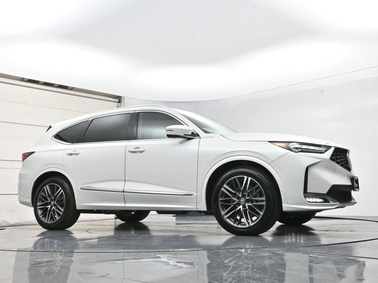 Certified 2025 Acura MDX w/ Advance Package AWD/4WD image 10
