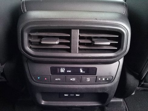 Used 2024 Honda Pilot EX-L image 14