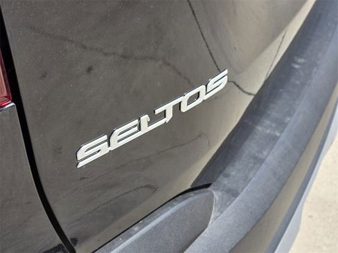 New 2026 Kia Seltos LX image 7