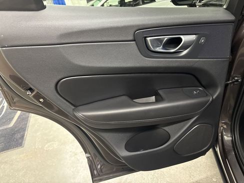 Used 2024 Volvo XC60 B5 Core w/ Climate Package image 38