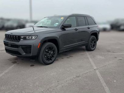 New 2026 Jeep Grand Cherokee Altitude