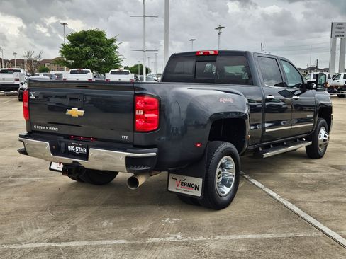 Used 2017 Chevrolet Silverado 3500 LTZ w/ Duramax Plus Package image 3