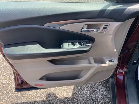 Used 2022 Honda Pilot Special Edition image 11