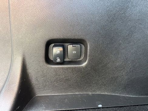 Used 2024 Ford Edge Titanium AWD/4WD image 17