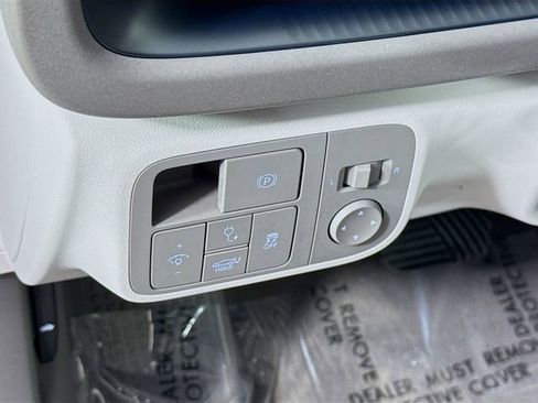 Used 2024 Hyundai Ioniq 6 SEL image 17