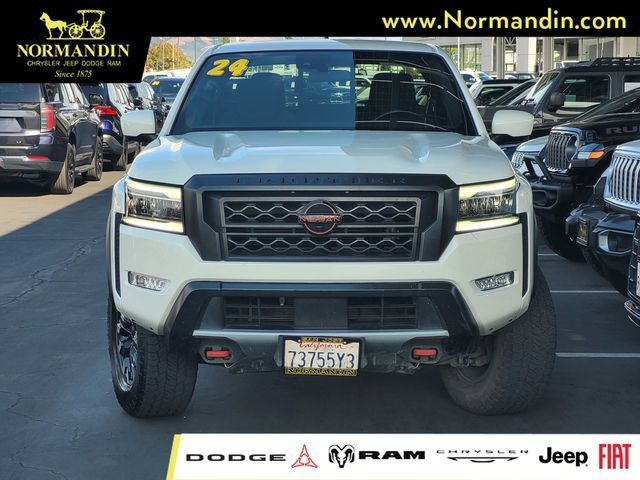 Used 2024 Nissan Frontier PRO-4X w/ Pro Convenience Package AWD/4WD image 2