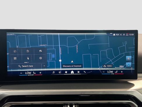 Used 2024 BMW i4 eDrive40 w/ Premium Package image 9