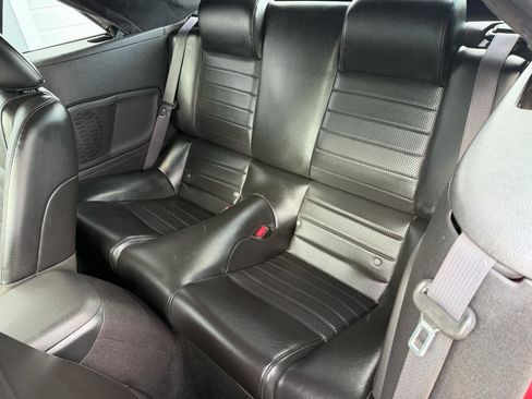 Used 2007 Ford Mustang GT RWD image 12