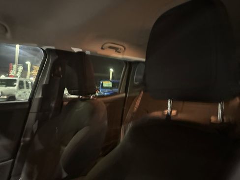 Used 2018 Jeep Renegade Latitude image 47