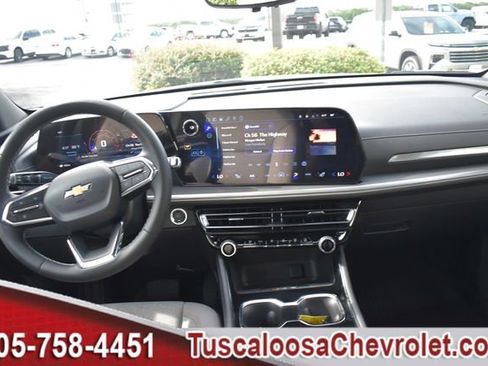 New 2026 Chevrolet Traverse LT w/ Driver Confidence Package image 20